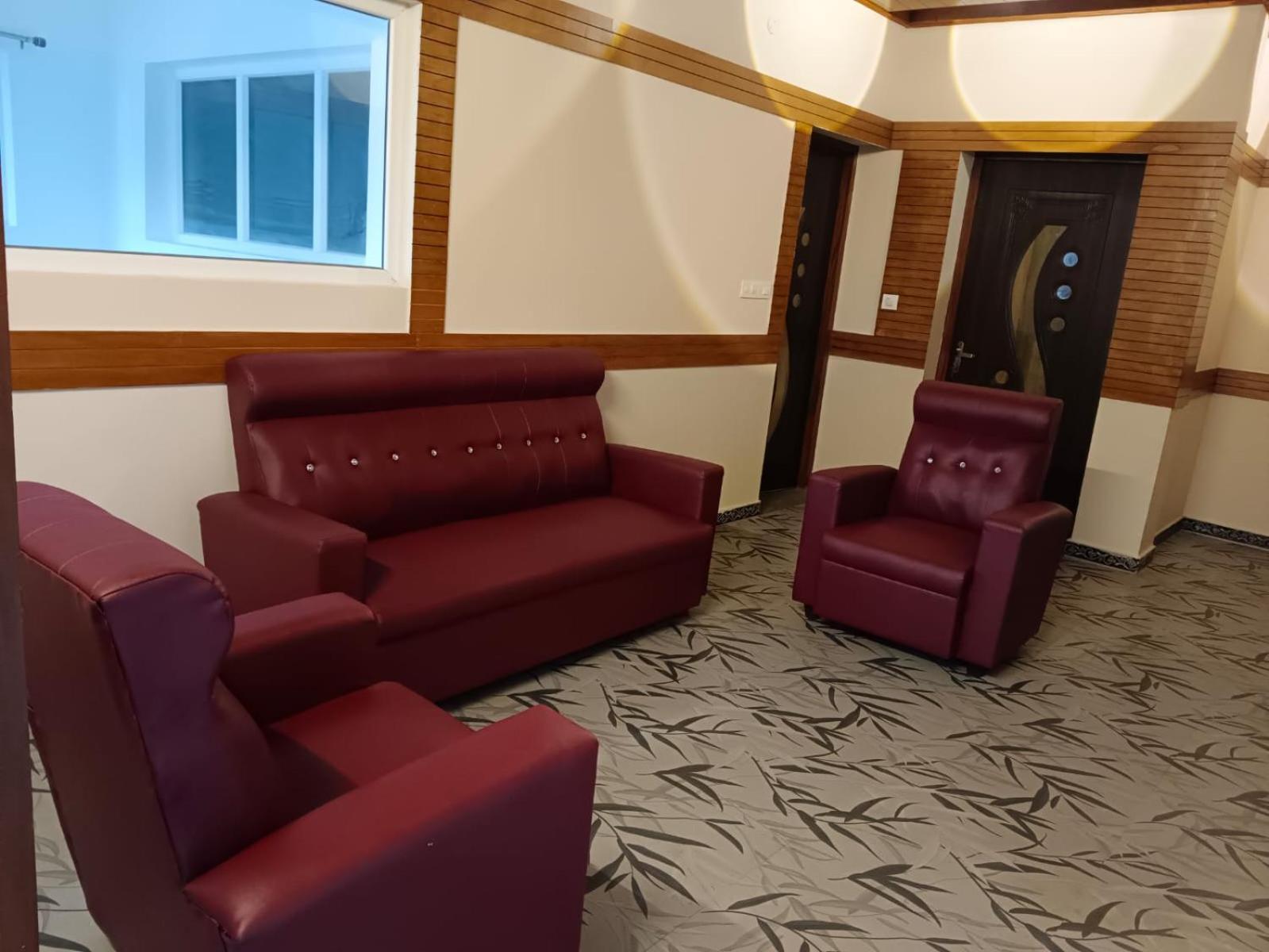 Misty Valley Inn Кодайканал Экстерьер фото