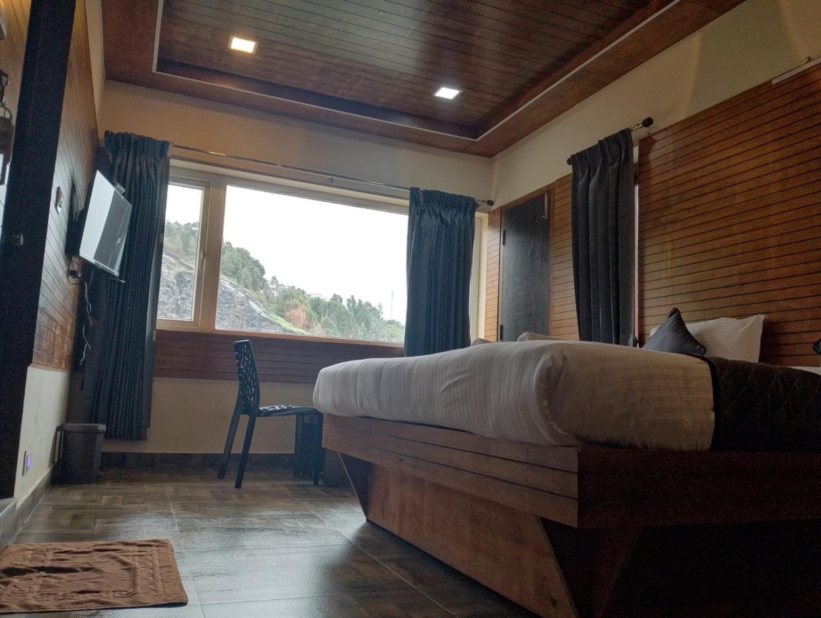 Misty Valley Inn Кодайканал Экстерьер фото